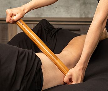 Massage aux bambous